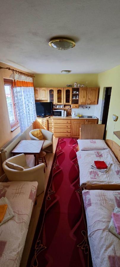 Homestay Machom Oscadnica Exterior foto